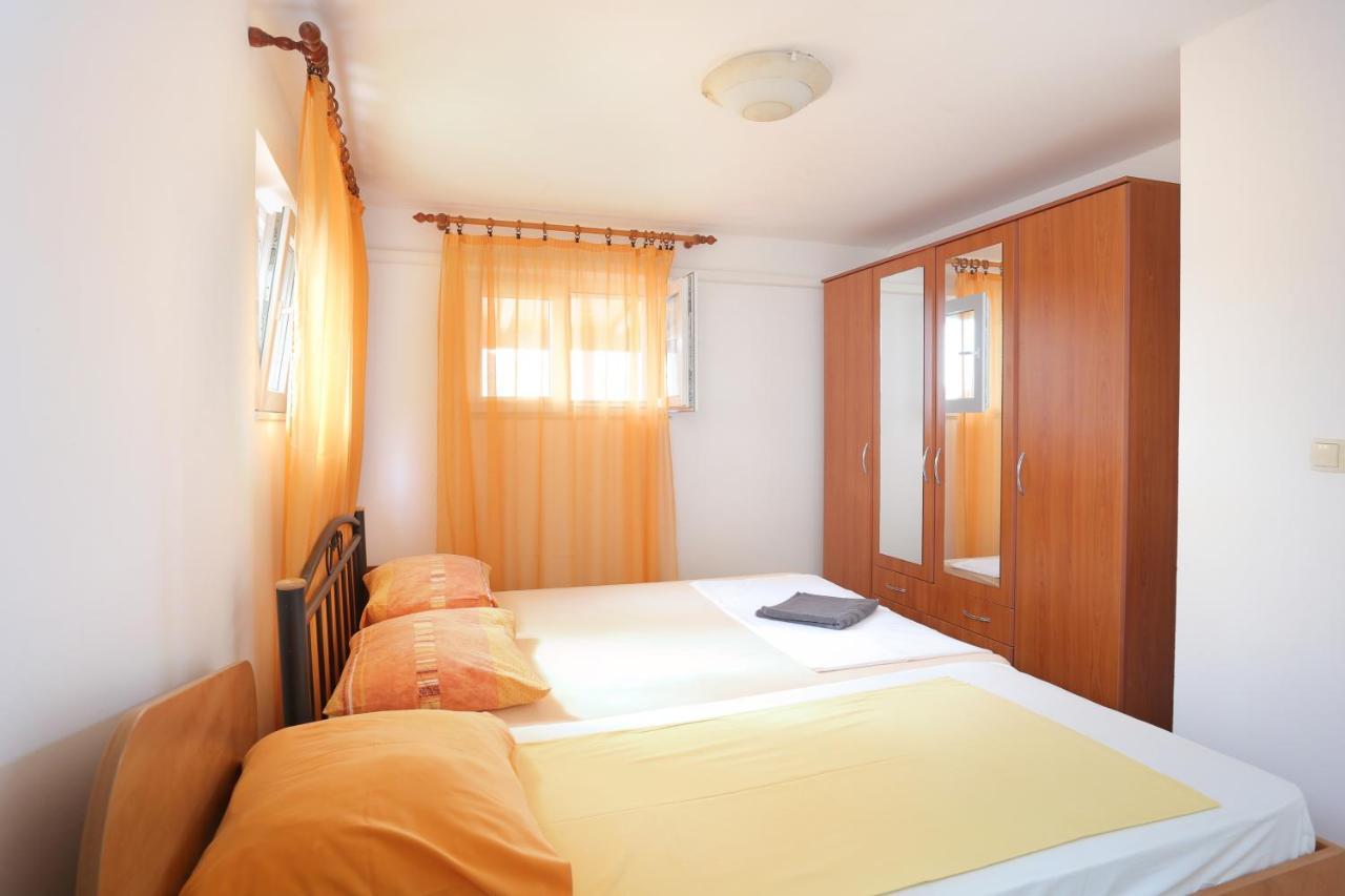 Apartments By The Sea Seget Vranjica, Trogir - 13771 외부 사진