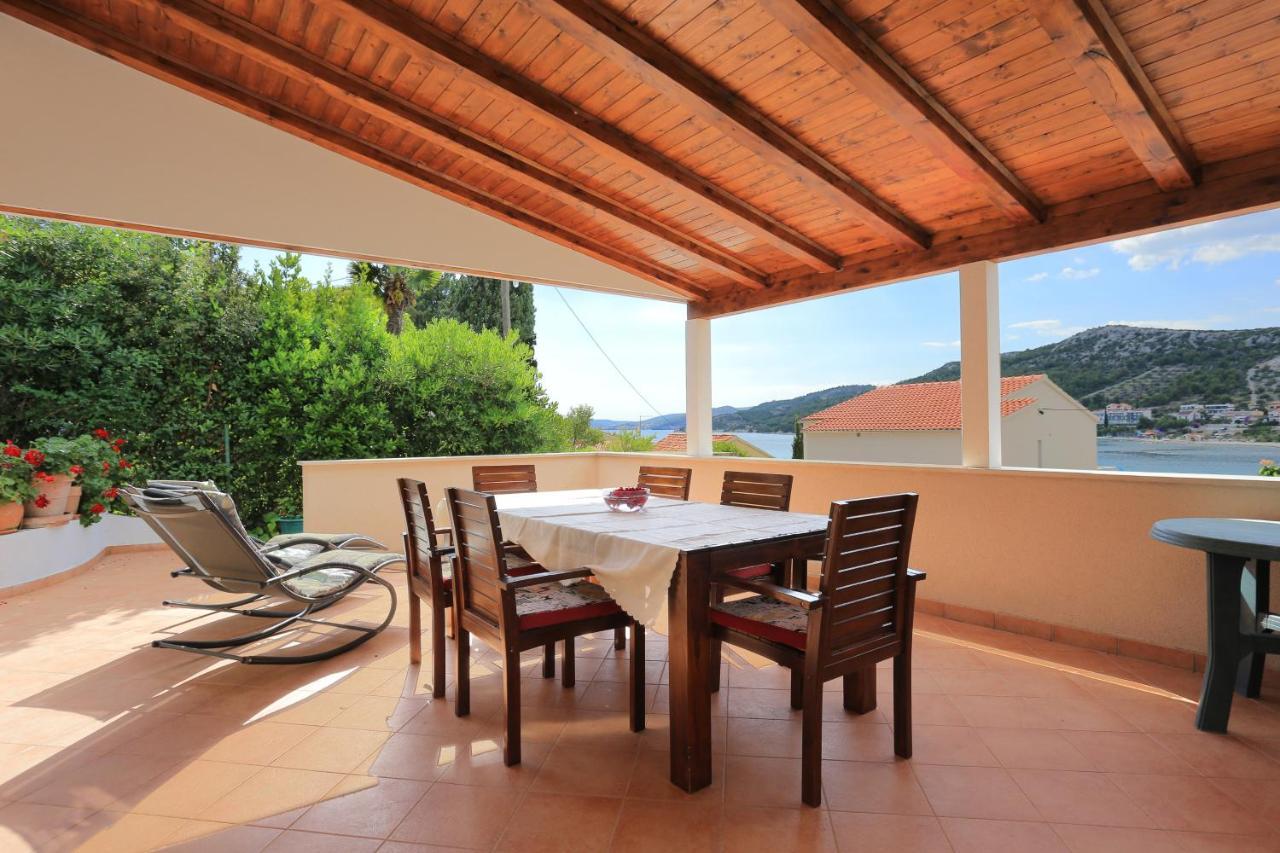 Apartments By The Sea Seget Vranjica, Trogir - 13771 외부 사진