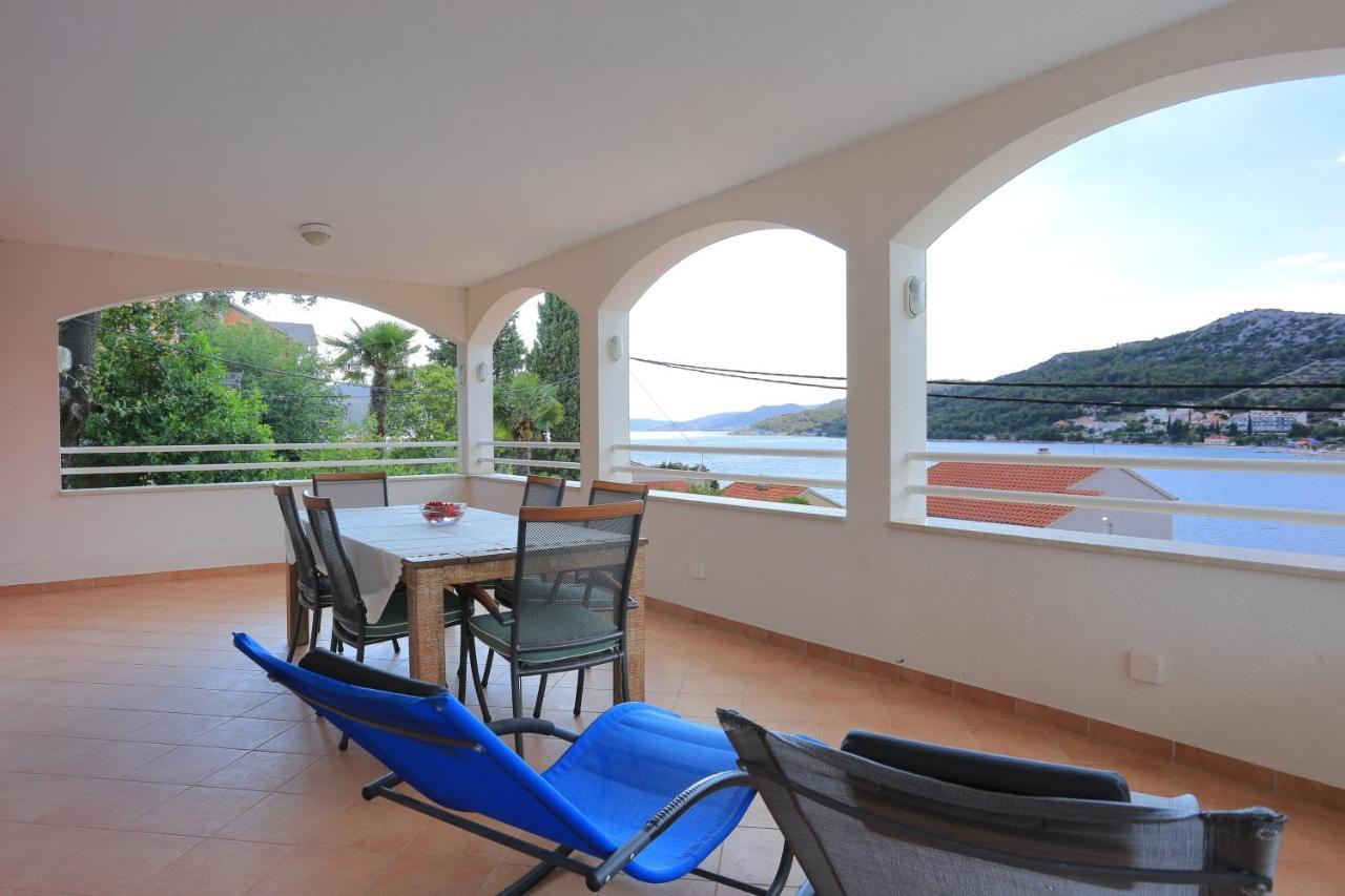 Apartments By The Sea Seget Vranjica, Trogir - 13771 외부 사진