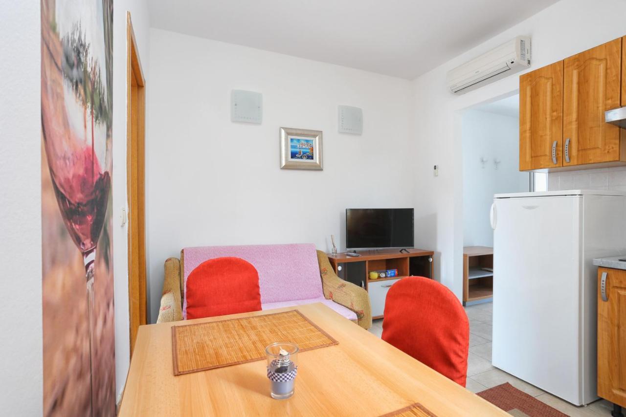 Apartments By The Sea Seget Vranjica, Trogir - 13771 외부 사진