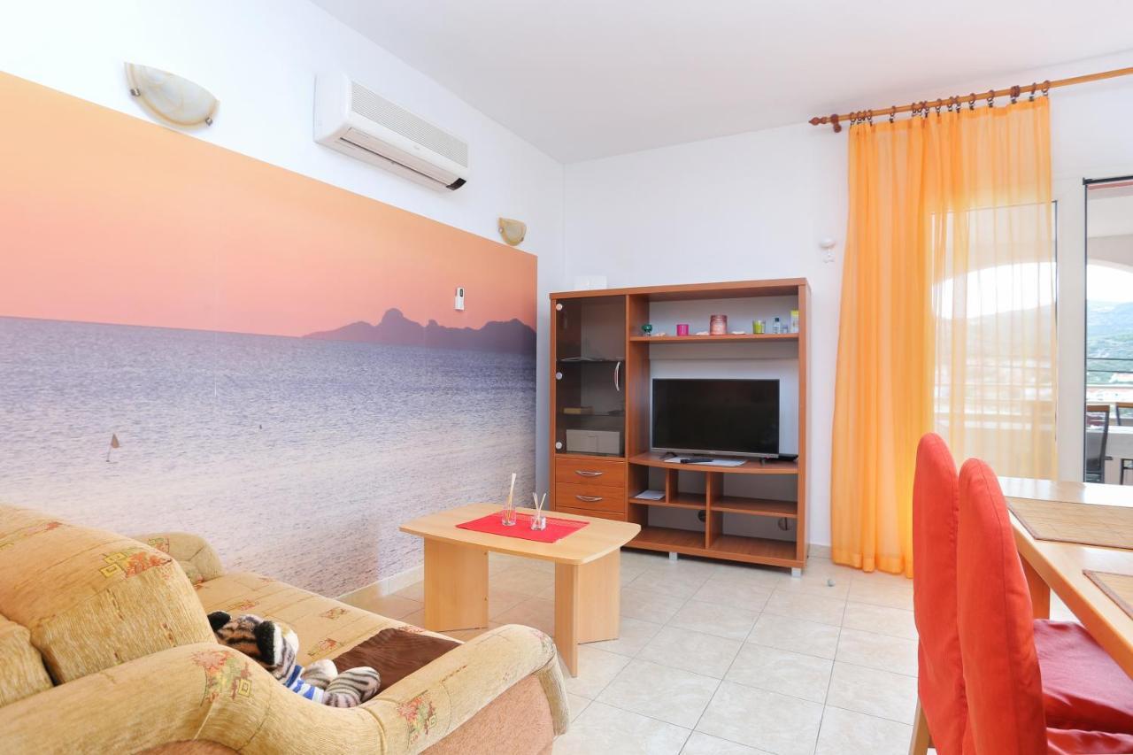 Apartments By The Sea Seget Vranjica, Trogir - 13771 외부 사진