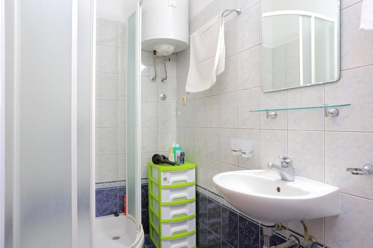 Apartments By The Sea Seget Vranjica, Trogir - 13771 외부 사진